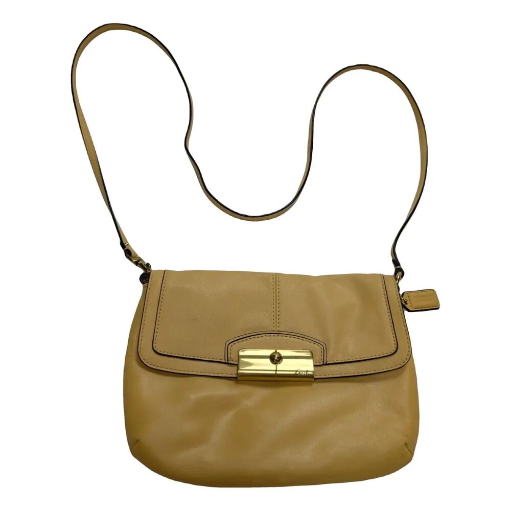 Coach Kristin Purse Leather Crossbody Handbag Bag Yellow y2k Baguette Flap Close